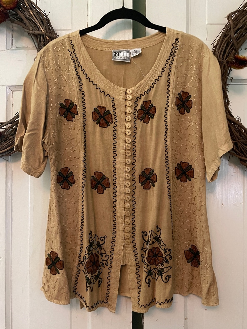 Speed Limit Mph Tan Short Sleeve Rayon Top Women’s Size XL
